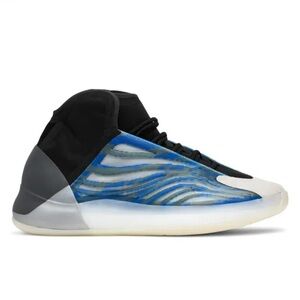 Adidas Yeezy Quantum kids size  5 US youth Sneakers NWT